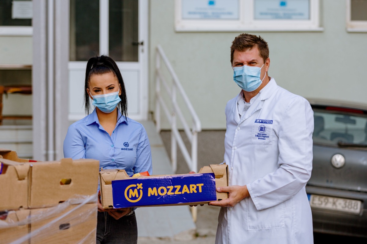 Mozzart od početka epidemije donirao pomoć bolnicama u 18 gradova!