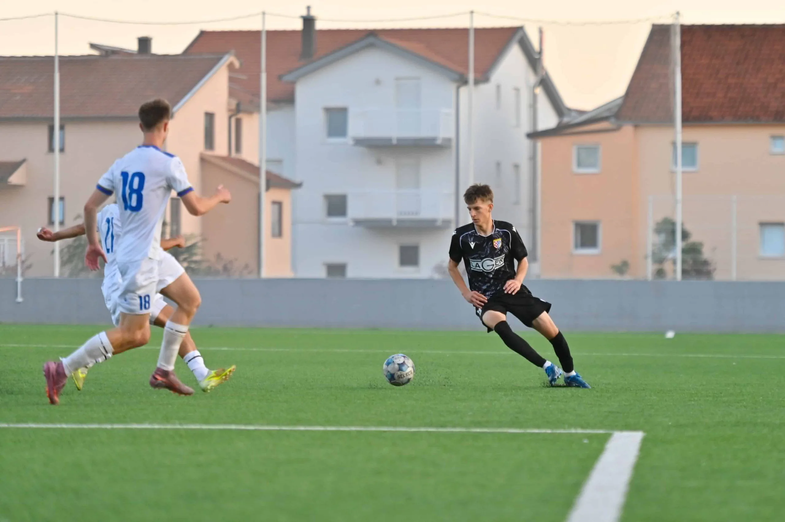 ŠKOLA NOGOMETA: Pobjede početnika i kadeta, poraz juniora!
